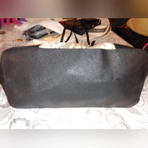 Michael Kors animal print tote - Picture 5 of 10